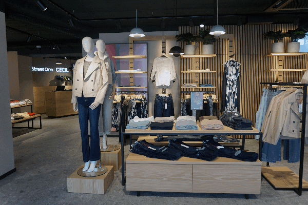 Bild 1 von Street One & Cecil Store